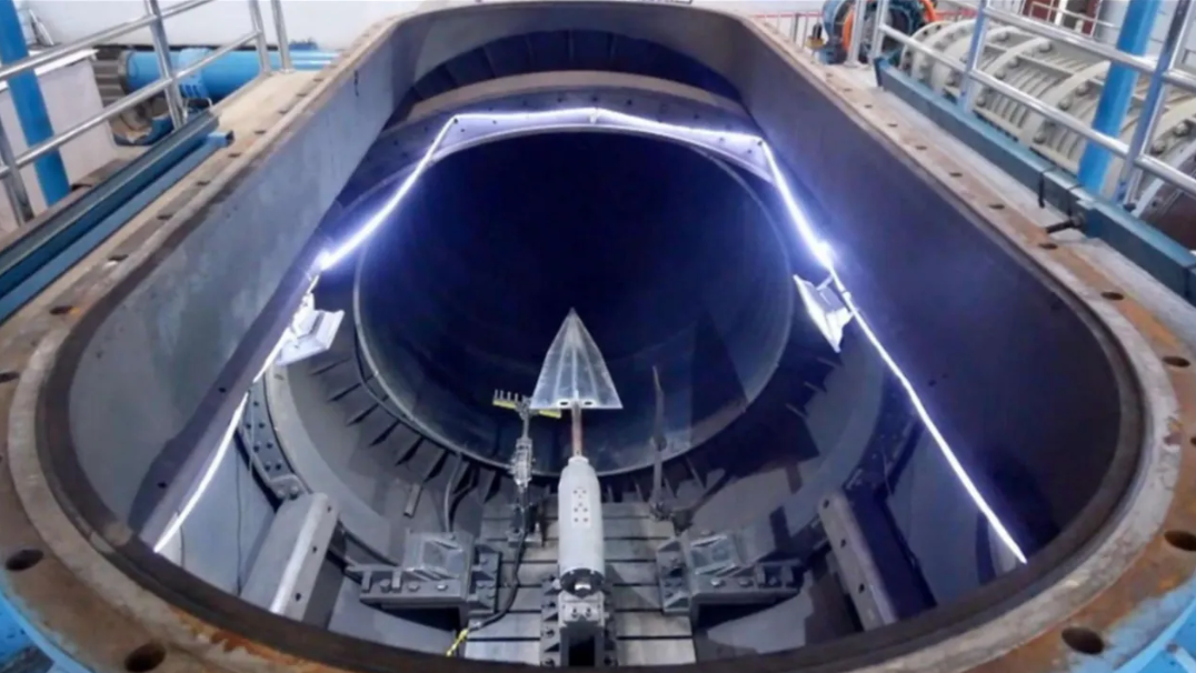 中国成功将AI技术，运用在高超音速武器的风洞试验中